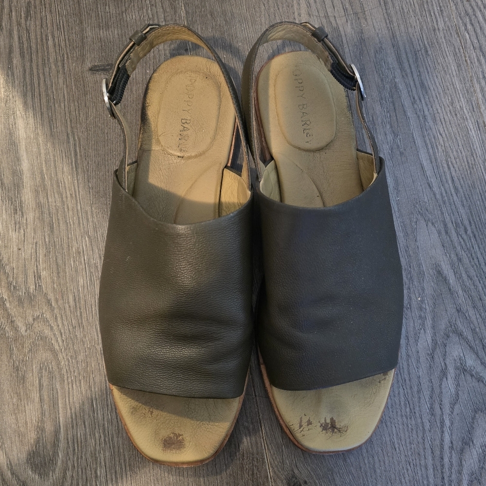 Poppy Barley Commuter Sandal